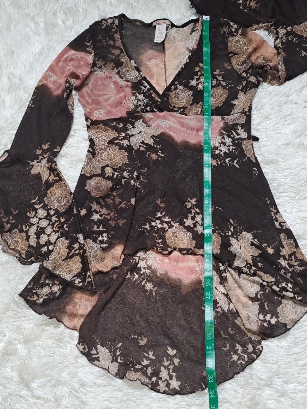 VTG Miss Me Y2K Whimsigoth Asymmetrical Mesh Bell Sleeve Top L - Picture 8 of 9